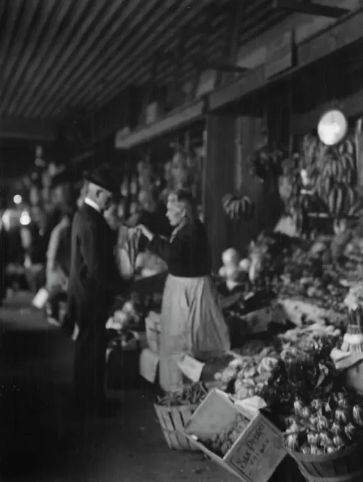Framed Print : Market scene, New Orleans, between 1920 and 1926. Creator: Arnold Genthe Framed Print : Market scene, New Orleans, between 1920 and 1926. Creator: Arnold Genthe