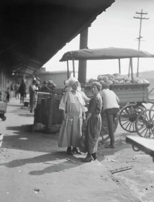 Framed Print : Market scene, New Orleans, between 1920 and 1926. Creator: Arnold Genthe Framed Print : Market scene, New Orleans, between 1920 and 1926. Creator: Arnold Genthe
