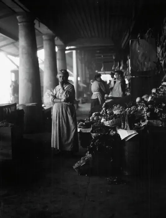 Framed Print : Market scene, New Orleans, between 1920 and 1926. Creator: Arnold Genthe Framed Print : Market scene, New Orleans, between 1920 and 1926. Creator: Arnold Genthe