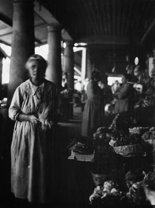 Framed Print : Market scene, New Orleans, between 1920 and 1926. Creator: Arnold Genthe Framed Print : Market scene, New Orleans, between 1920 and 1926. Creator: Arnold Genthe