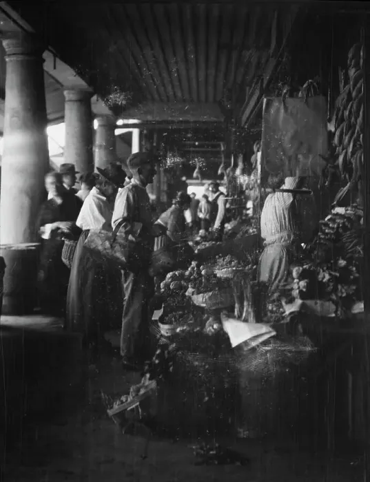 Framed Print : Market scene, New Orleans, between 1920 and 1926. Creator: Arnold Genthe Framed Print : Market scene, New Orleans, between 1920 and 1926. Creator: Arnold Genthe