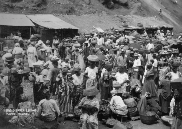 Framed Print : Market scene, Sierra Leone, 20th century Framed Print : Market scene, Sierra Leone, 20th century