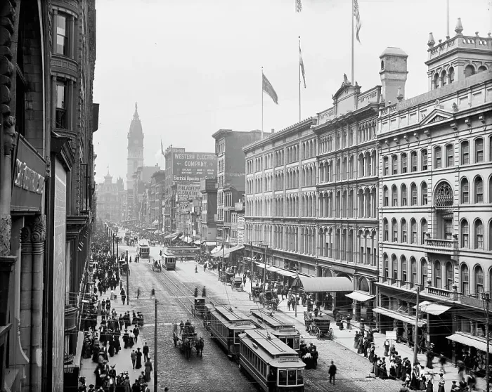 Framed Print : Market Street from Eighth, Philadelphia, Pa. c1904. Creator: Unknown Framed Print : Market Street from Eighth, Philadelphia, Pa. c1904. Creator: Unknown