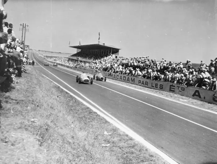 Framed Print : Marne Grand Prix, Rheims, France, 1952 Framed Print : Marne Grand Prix, Rheims, France, 1952