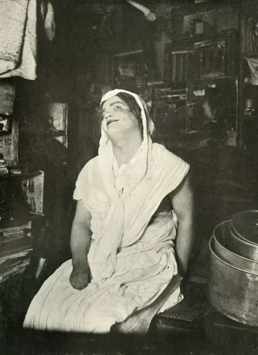 Framed Print : Marston Trying to Revive Memories of Other Days, c1908, (1909) Framed Print : Marston Trying to Revive Memories of Other Days, c1908, (1909)