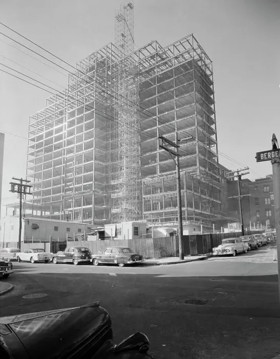 Framed Print : Martland General Hospital, Newark, New Jersey, 1954. Creator: Gottscho-Schleisner, Inc Framed Print : Martland General Hospital, Newark, New Jersey, 1954. Creator: Gottscho-Schleisner, Inc