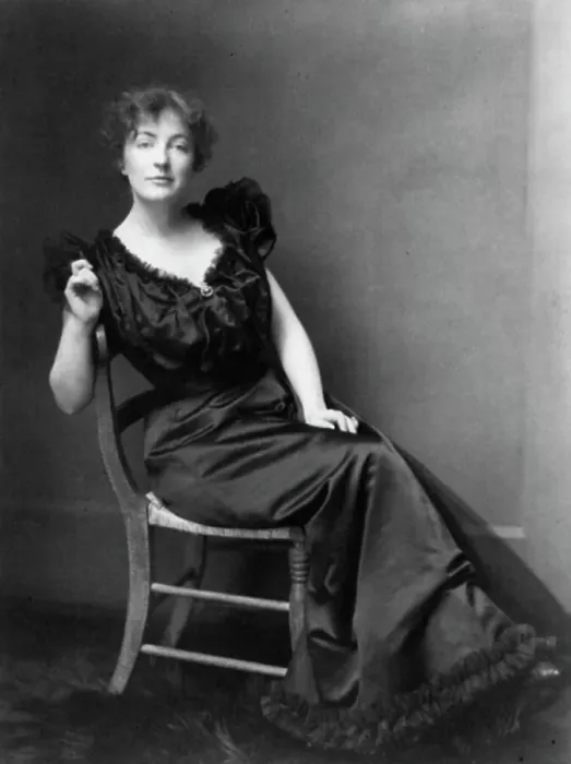 Framed Print : Mary Berri Chapman Hansbrough, c1898. Creator: Frances Benjamin Johnston Framed Print : Mary Berri Chapman Hansbrough, c1898. Creator: Frances Benjamin Johnston