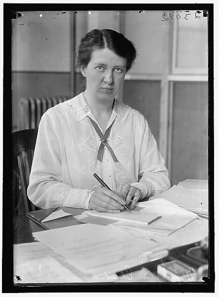 Mary Van Gleck, between 1913 and 1918. Creator: Harris & Ewing. Mary Van Gleck, between 1913 and 1918. Creator: Harris & Ewing