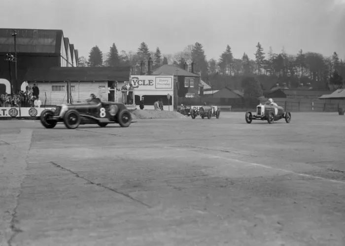 Framed Print : Maserati of Richard Oats leading George Harvey-Nobles Bugatti and a Salmson, Brooklands, 1930s Framed Print : Maserati of Richard Oats leading George Harvey-Nobles Bugatti and a Salmson, Brooklands, 1930s