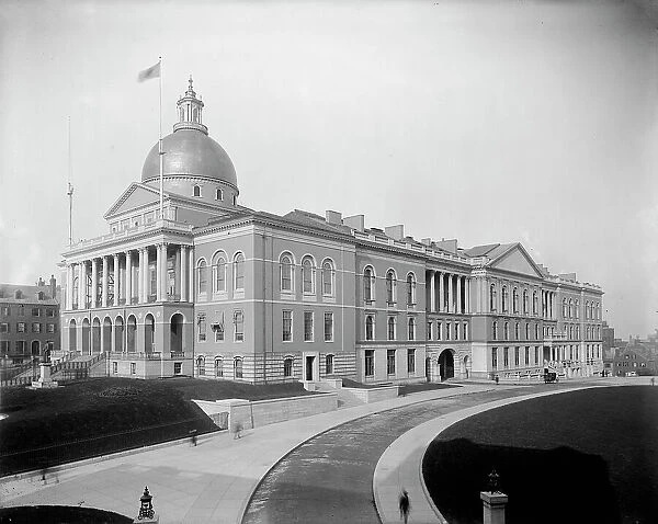 Massachusetts State House, Boston, Mass. between 1900 and 1910. Creator: Unknown