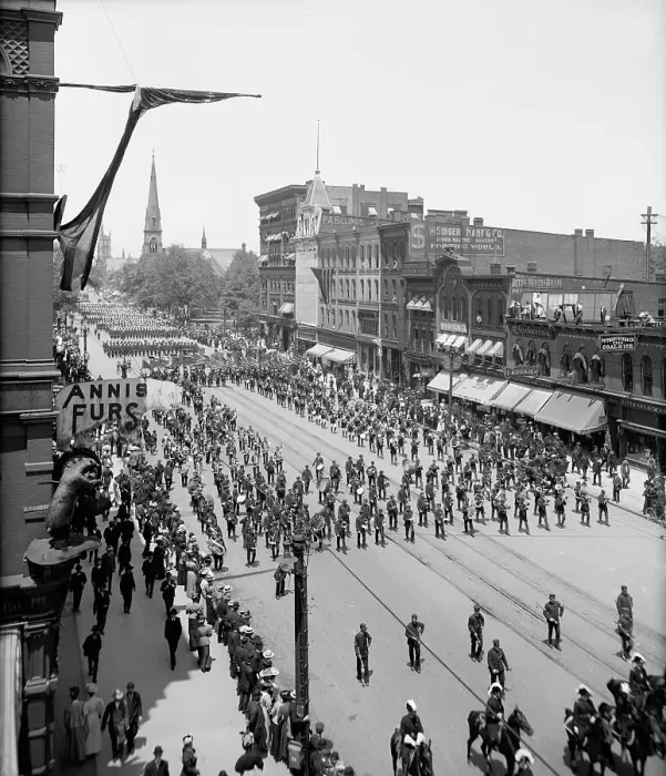 Framed Print : Massed formation, state encampment, Michigan K.T. [Knights Templar], between 1900 and 1910. Creator: Unknown