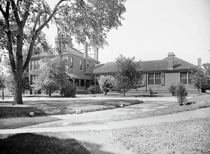 Framed Print : Maternity building, New England Hospital for Women & Children, Dimock Street, Boston... c1900-1910. Creator: Unknown. Maternity building, New England Hospital for Women & Children, Dimock Street, Boston... c1900-1910. Creator: Unknown Framed Print : Maternity building, New England Hospital for Women & Children, Dimock Street, Boston... c1900-1910. Creator: Unknown. Maternity building, New England Hospital for Women & Children, Dimock Street, Boston... c1900-1910. Creator: Unknown