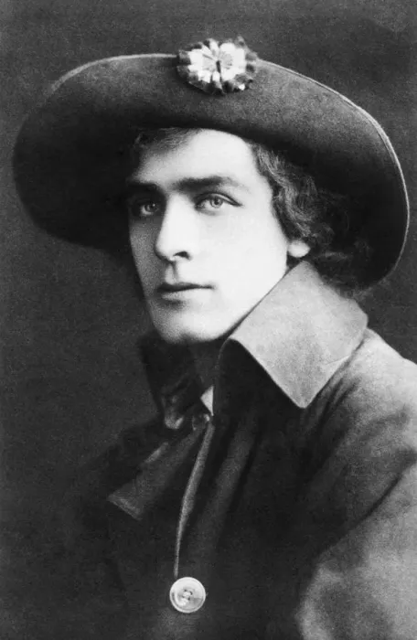 Framed Print : Matheson Lang ( 1879-1948), Canadian actor, 1904. Artist: Rotary Photo Framed Print : Matheson Lang ( 1879-1948), Canadian actor, 1904. Artist: Rotary Photo