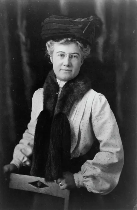 Framed Print : Mattie Edwards Hewitt, half-length portrait, standing, facing front, between 1890 and 1910. Creator: Frances Benjamin Johnston Framed Print : Mattie Edwards Hewitt, half-length portrait, standing, facing front, between 1890 and 1910. Creator: Frances Benjamin Johnston