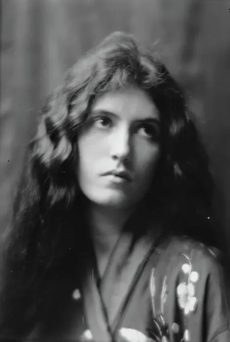 Framed Print : Maude, Bonnie, Miss, portrait photograph, between 1912 and 1918. Creator: Arnold Genthe Framed Print : Maude, Bonnie, Miss, portrait photograph, between 1912 and 1918. Creator: Arnold Genthe