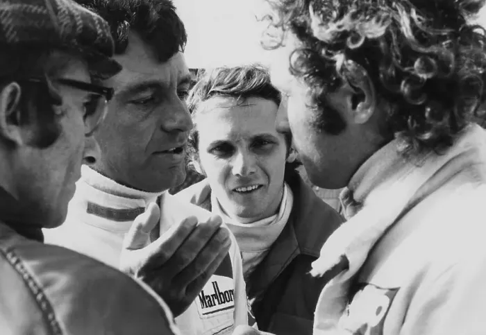 Framed Print : Mauro Forghieri, Alex Soler-Roig, Niki Lauda and Jocken Mass at Zandvoort, (1972?) Framed Print : Mauro Forghieri, Alex Soler-Roig, Niki Lauda and Jocken Mass at Zandvoort, (1972?)
