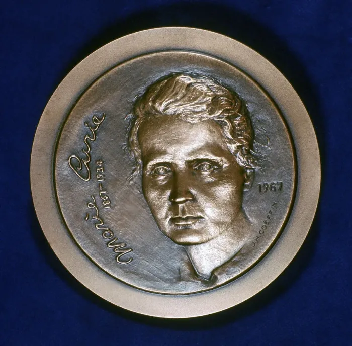 Framed Print : Medal commemorating Marie Sklodowska Curie, Polish-born French physicist, 1967 Framed Print : Medal commemorating Marie Sklodowska Curie, Polish-born French physicist, 1967