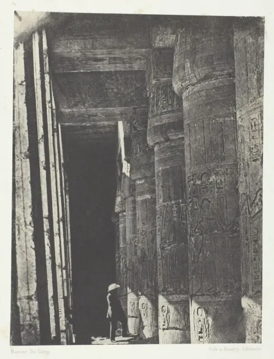 Framed Print : Medinet-Habou, Galerie du Palais de Ramses-Meiamoun;Thebes, 1849 / 51 Framed Print : Medinet-Habou, Galerie du Palais de Ramses-Meiamoun;Thebes, 1849 / 51