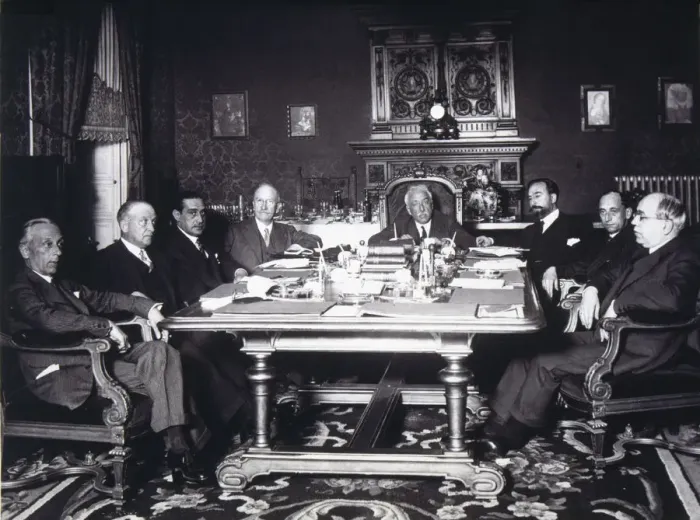 Framed Print : Meeting of the Council of Ministers, 1931, chaired by Niceto Alcala Zamora (1877-1949) Framed Print : Meeting of the Council of Ministers, 1931, chaired by Niceto Alcala Zamora (1877-1949)