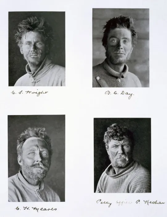Framed Print : Members of Captain Scotts Antarctic expedition, 1910-1913. Artist: Herbert Ponting Framed Print : Members of Captain Scotts Antarctic expedition, 1910-1913. Artist: Herbert Ponting