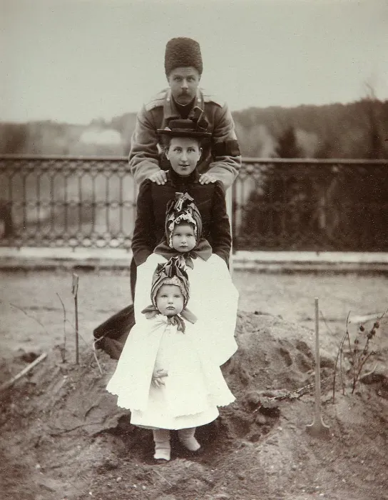 Framed Print : Members of the family of Duke Fyodor Uvarov at their country estate, Porechye, Russia, 1880s Framed Print : Members of the family of Duke Fyodor Uvarov at their country estate, Porechye, Russia, 1880s