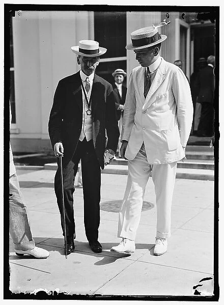 Men at White House, Washington, D.C. between 1913 and 1918. Creator: Harris & Ewing. Men at White House, Washington, D.C. between 1913 and 1918. Creator: Harris & Ewing