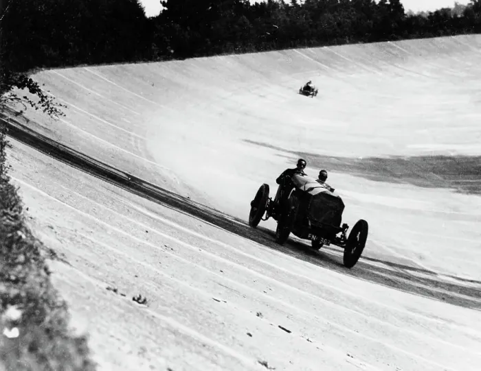 Framed Print : Mercedes on the banking near Members Bridge, Brooklands, Surrey, 1920 Framed Print : Mercedes on the banking near Members Bridge, Brooklands, Surrey, 1920