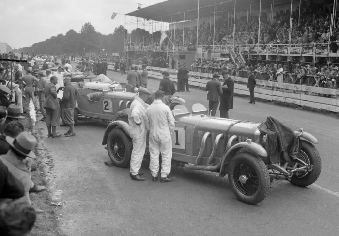 Framed Print : Mercedes-Benz SSKs of Malcolm Campbell and Earl Howe, Irish Grand Prix, Phoenix Park, Dublin, 1930 Framed Print : Mercedes-Benz SSKs of Malcolm Campbell and Earl Howe, Irish Grand Prix, Phoenix Park, Dublin, 1930