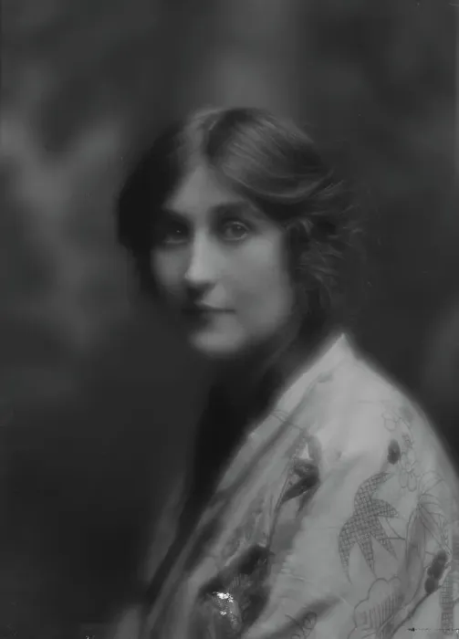 Framed Print : Meredith, Miss, portrait photograph, 1912 Nov. Creator: Arnold Genthe Framed Print : Meredith, Miss, portrait photograph, 1912 Nov. Creator: Arnold Genthe