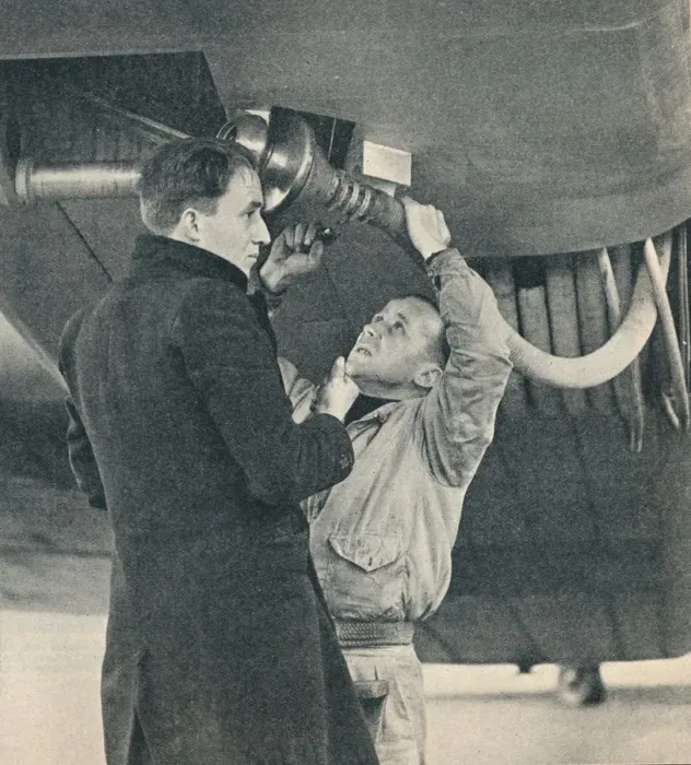 Framed Print : Method of refuelling aircraft devised by Sir Alan Cobham, c1936 (c1937) Framed Print : Method of refuelling aircraft devised by Sir Alan Cobham, c1936 (c1937)