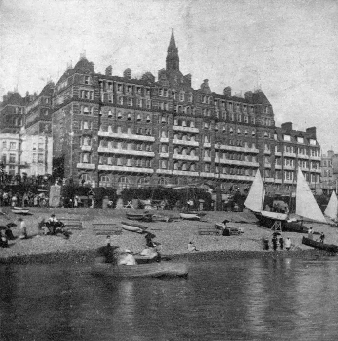 Framed Print : The Metropole Hotel, Brighton, East Sussex, late 19th century Framed Print : The Metropole Hotel, Brighton, East Sussex, late 19th century