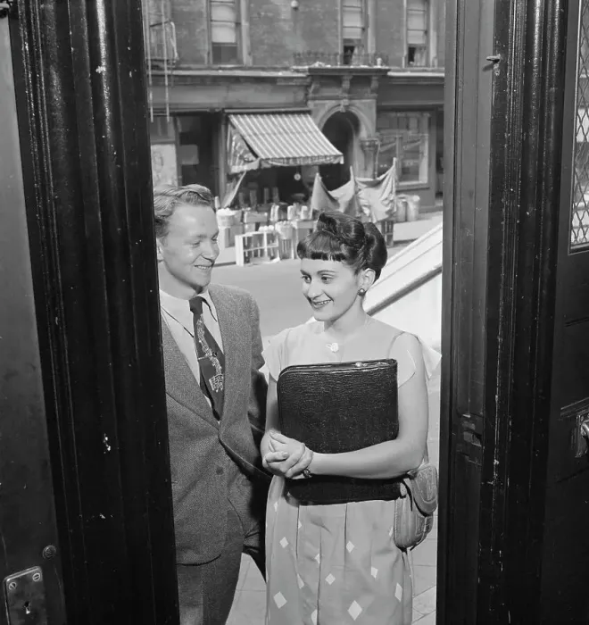 Framed Print : Metropolitan Vocational High School, New York, N.Y. ca. July 1947. Creator: William Paul Gottlieb