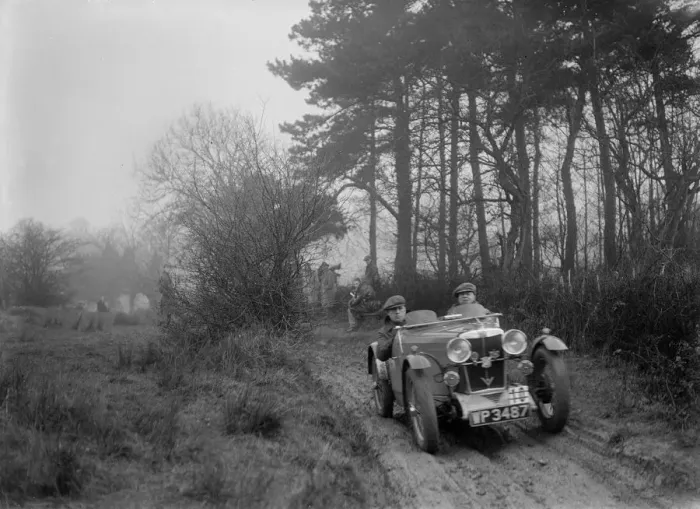 Framed Print : MG J2 of Bernard Bray at the Sunbac Colmore Trial, near Winchcombe, Gloucestershire, 1934
