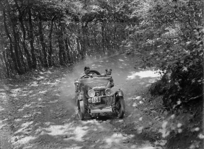 Framed Print : MG J2 competing in the B&HMC Brighton-Beer Trial, Fingle Bridge Hill, Devon, 1934 Framed Print : MG J2 competing in the B&HMC Brighton-Beer Trial, Fingle Bridge Hill, Devon, 1934