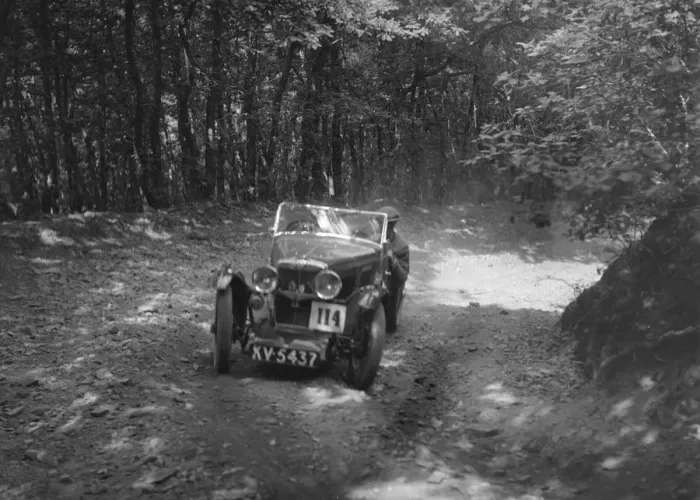 Framed Print : MG J2 competing in the Brighton & Hove Motor Club Brighton-Beer Trial, 1934. Artist Framed Print : MG J2 competing in the Brighton & Hove Motor Club Brighton-Beer Trial, 1934. Artist