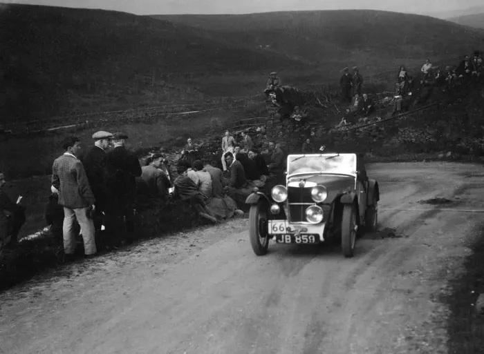 Framed Print : MG J2 of RA MacDermid competing in the MCC Edinburgh Trial, West Stonesdale, Yorkshire Dales, 1933 Framed Print : MG J2 of RA MacDermid competing in the MCC Edinburgh Trial, West Stonesdale, Yorkshire Dales, 1933