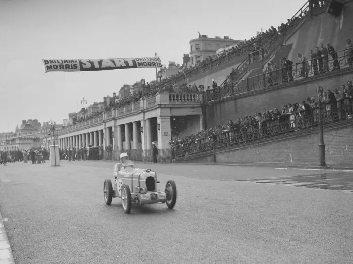 Framed Print : MG leaving the starting line in the Brighton Speed Trials, 1938. Artist: Bill Brunell Framed Print : MG leaving the starting line in the Brighton Speed Trials, 1938. Artist: Bill Brunell