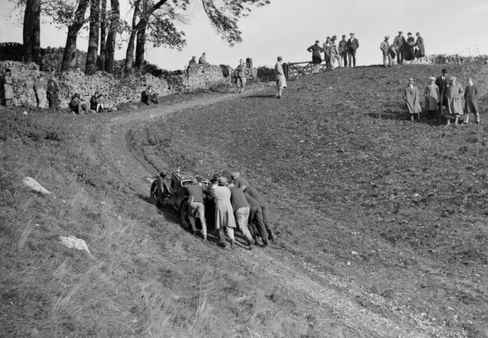 Framed Print : MG M type receiving a push up Litton Slack at the MCC Sporting Trial, Derbyshire, 1930 Framed Print : MG M type receiving a push up Litton Slack at the MCC Sporting Trial, Derbyshire, 1930