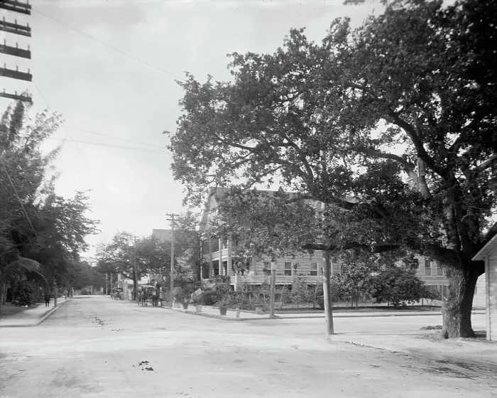 Framed Print : Miami, Fla. Avenue C and Fort Dallas Hotel, between 1900 and 1920. Creator: Unknown Framed Print : Miami, Fla. Avenue C and Fort Dallas Hotel, between 1900 and 1920. Creator: Unknown