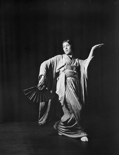 Michio Ito pupils, 1921 June 14. Creator: Arnold Genthe