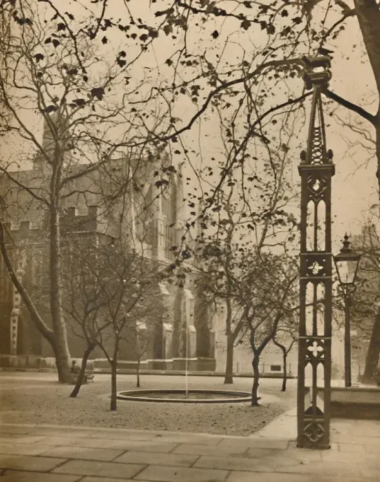 Framed Print : Middle Temple Hall and the Quietude of Fountain Court, c1935. Creator: Unknown Framed Print : Middle Temple Hall and the Quietude of Fountain Court, c1935. Creator: Unknown