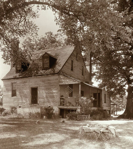 Midlothian Pike Minor Houses, Chesterfield County, Virginia, 1933. Creator: Frances Benjamin Johnston
