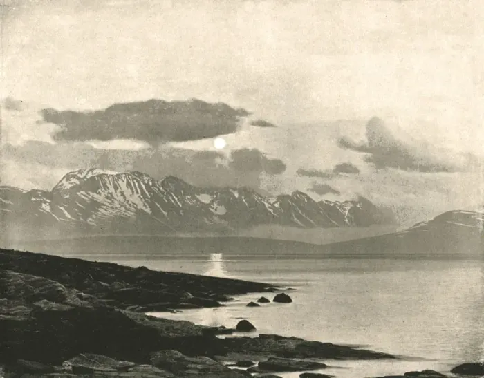 Framed Print : The Midnight Sun on the Arctic Ocean, Tromso, Norway, 1895. Creator: Axel Lindahl Framed Print : The Midnight Sun on the Arctic Ocean, Tromso, Norway, 1895. Creator: Axel Lindahl