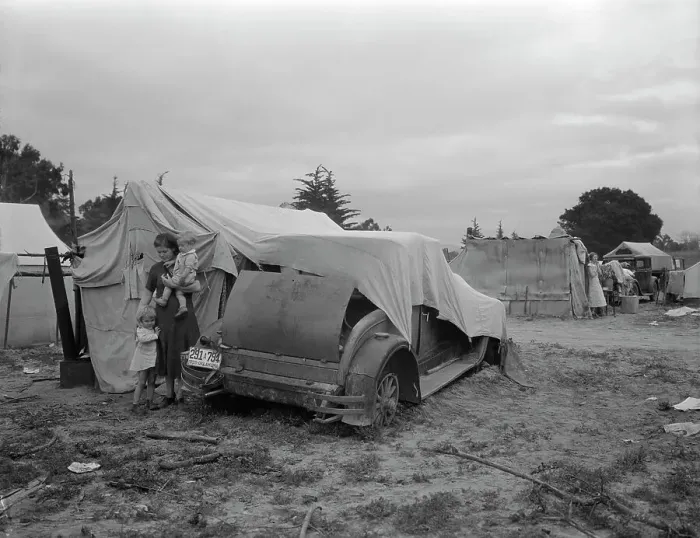 Framed Print : Migrant family looking for work in the pea fields, California, 1936. Creator: Dorothea Lange Framed Print : Migrant family looking for work in the pea fields, California, 1936. Creator: Dorothea Lange