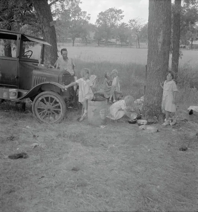 Framed Print : Migrant family from Oklahoma in Texas, 1936. Creator: Dorothea Lange Framed Print : Migrant family from Oklahoma in Texas, 1936. Creator: Dorothea Lange