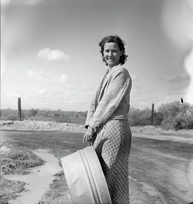 Framed Print : In a migratory camp, California, 1936. Creator: Dorothea Lange Framed Print : In a migratory camp, California, 1936. Creator: Dorothea Lange
