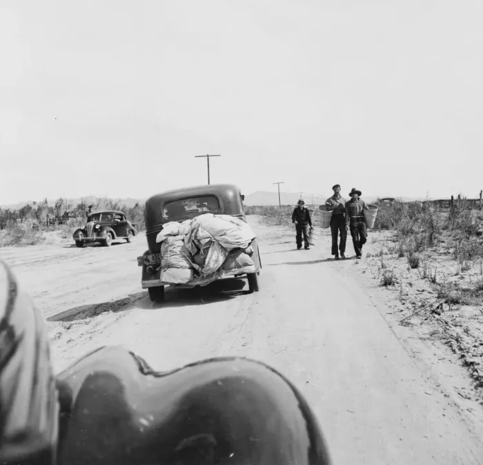 Framed Print : Migratory family arriving at growers camp for pickers, Imperial Valley, California, 1939. Creator: Dorothea Lange Framed Print : Migratory family arriving at growers camp for pickers, Imperial Valley, California, 1939. Creator: Dorothea Lange