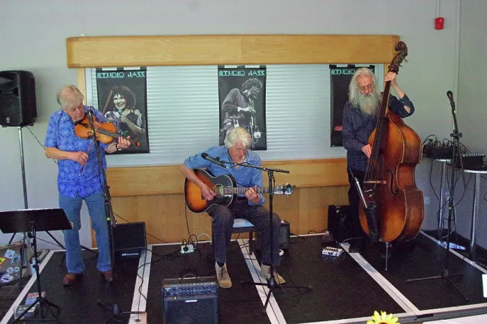 Framed Print : Mike Piggott's Hot Club Trio, The Hawth, Crawley, West Sussex, 20 July 2025