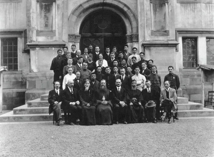 Framed Print : Mikhail Alekseevich Pavlov with Senior Students of Vladivostok Polytechnic Institute...Japan, 1922. Creator: Unknown Framed Print : Mikhail Alekseevich Pavlov with Senior Students of Vladivostok Polytechnic Institute...Japan, 1922. Creator: Unknown
