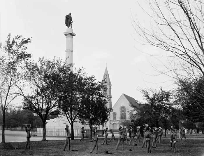 Framed Print : Military exercises in Marion Square, Charleston, S.C. c1907. Creator: Unknown Framed Print : Military exercises in Marion Square, Charleston, S.C. c1907. Creator: Unknown